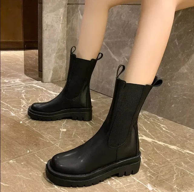 Warme Plateau Chelsea Stiefel für Frauen - Wylla