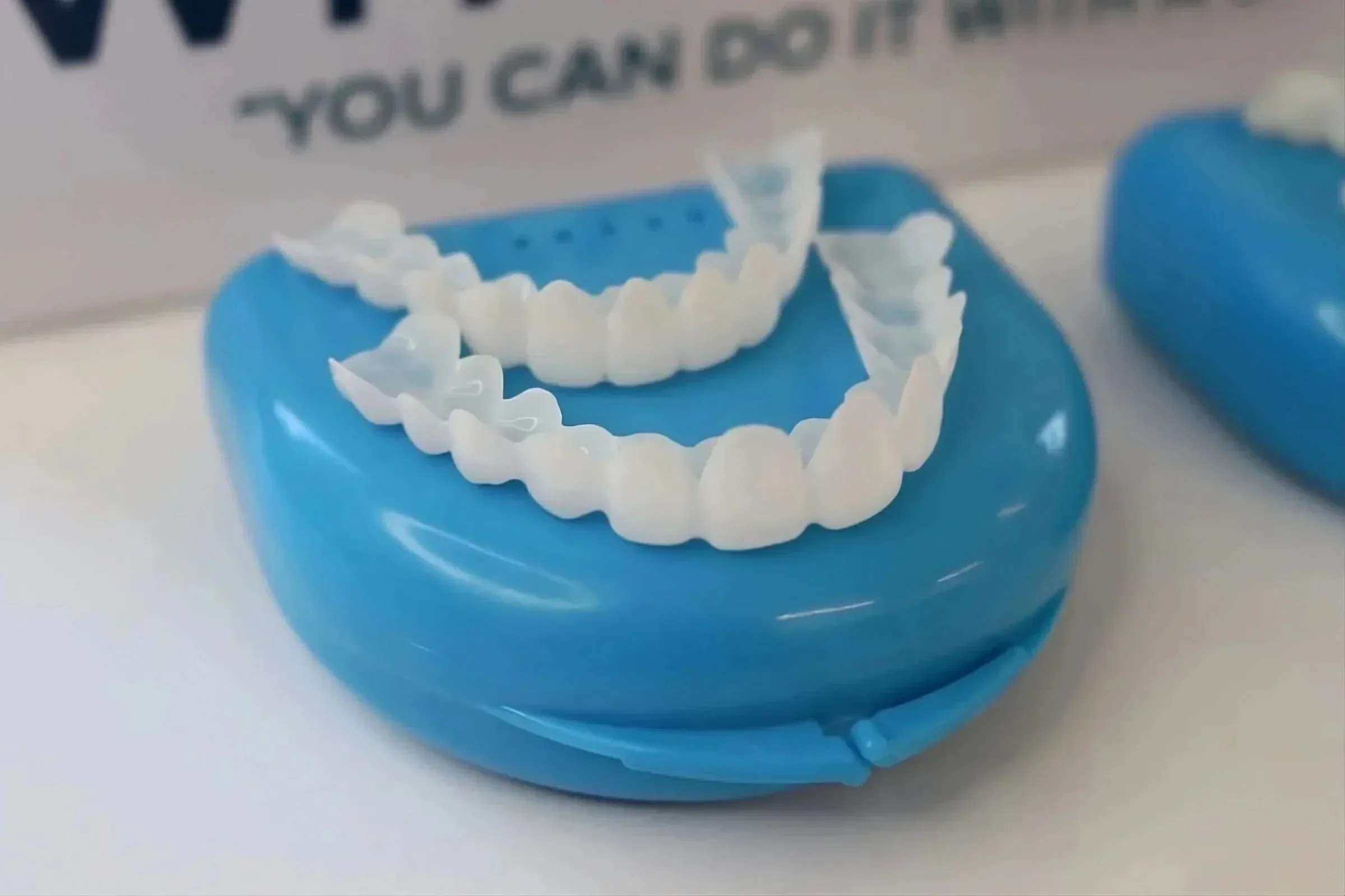 Zähne Veneers Kunststoff für perfektes Lächeln - Image 4